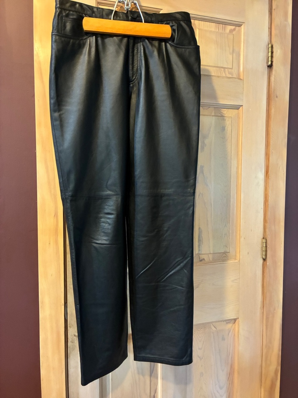 Jones New York Black Leather Bomber Style Pants
